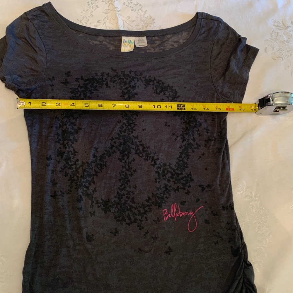 Billabong t shirt